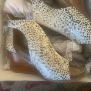 Diba True Open Toe Black And White New Years Python Shoes